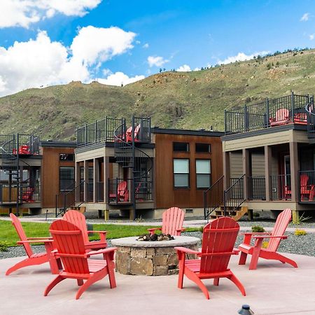 The Ridgeline Hotel At Yellowstone, Ascend Hotel Collection Gardiner Esterno foto