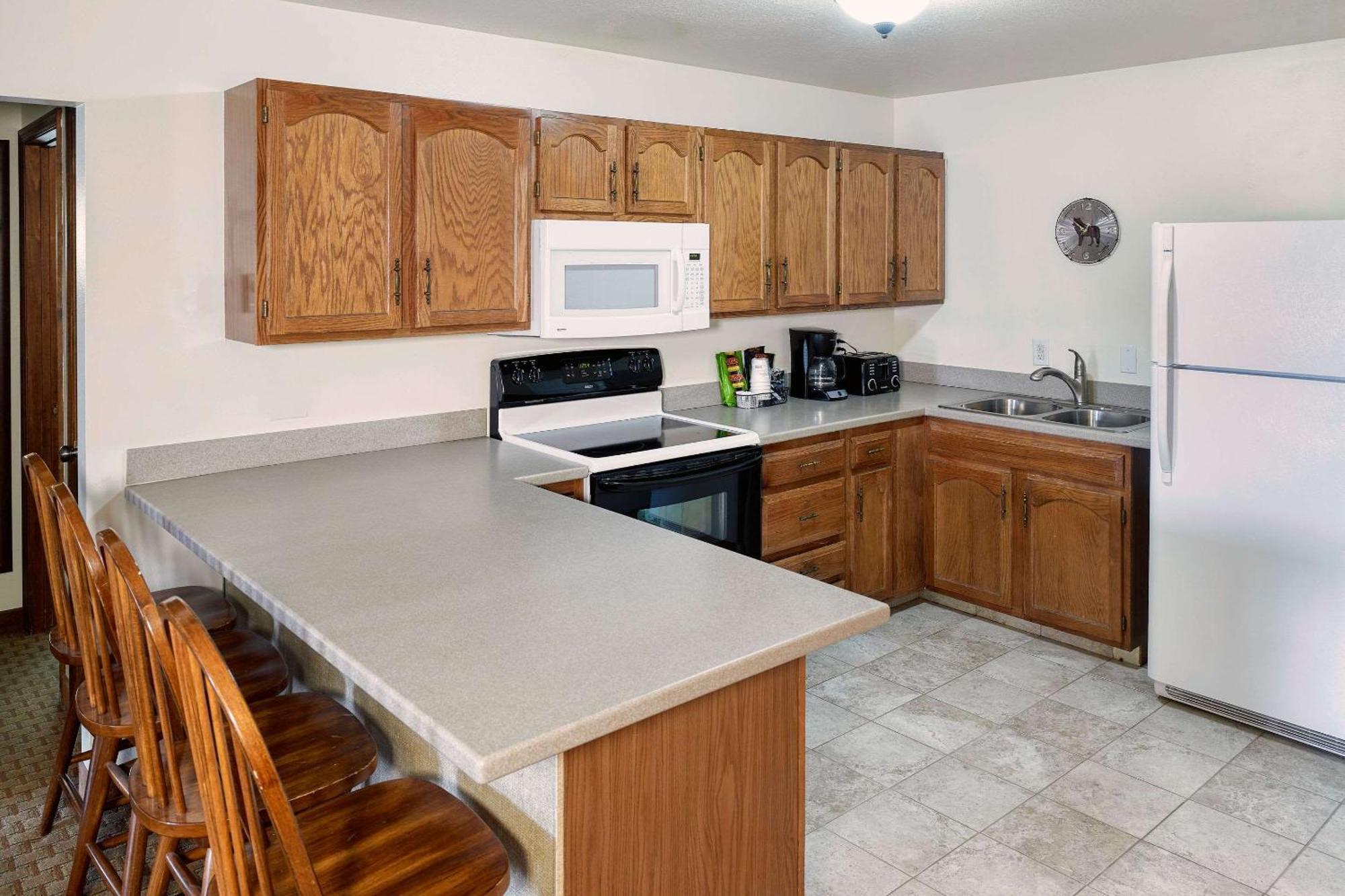 The Ridgeline Hotel At Yellowstone, Ascend Hotel Collection Gardiner Esterno foto