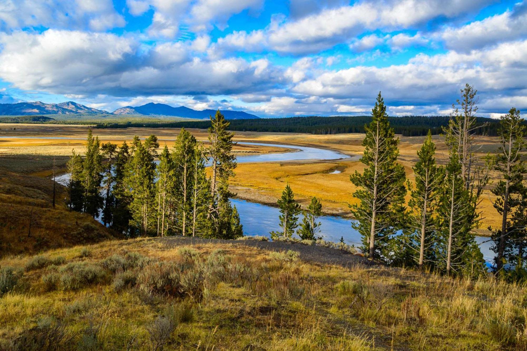 The Ridgeline Hotel At Yellowstone, Ascend Hotel Collection Gardiner Esterno foto