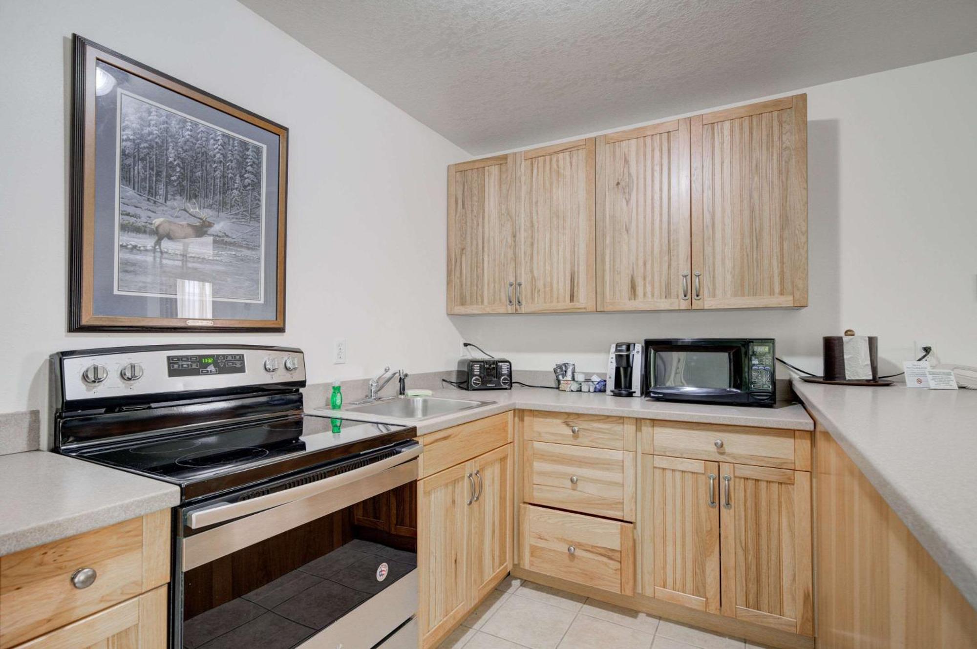The Ridgeline Hotel At Yellowstone, Ascend Hotel Collection Gardiner Esterno foto