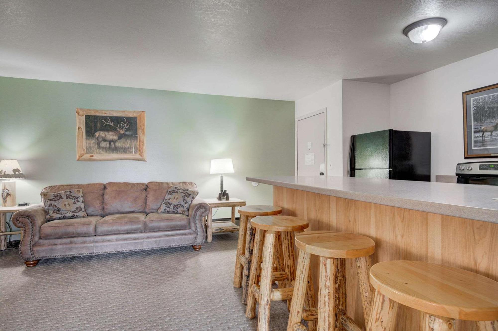 The Ridgeline Hotel At Yellowstone, Ascend Hotel Collection Gardiner Esterno foto