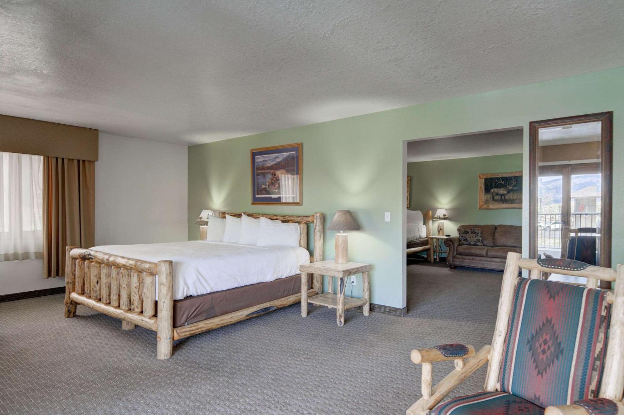 The Ridgeline Hotel At Yellowstone, Ascend Hotel Collection Gardiner Esterno foto