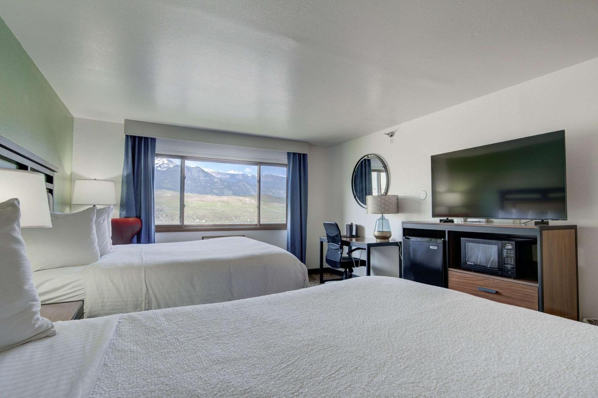 The Ridgeline Hotel At Yellowstone, Ascend Hotel Collection Gardiner Esterno foto