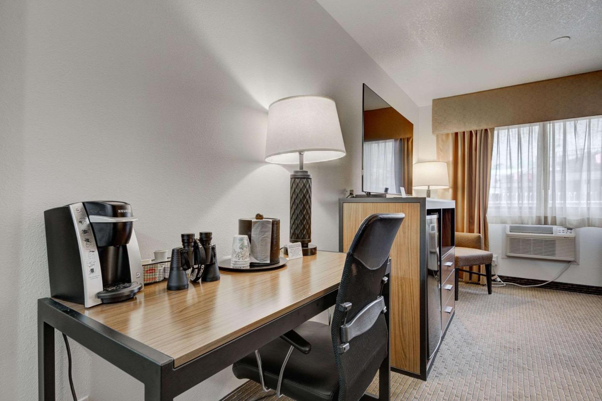 The Ridgeline Hotel At Yellowstone, Ascend Hotel Collection Gardiner Esterno foto